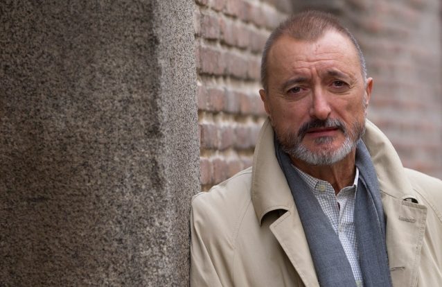 Arturo Pérez-Reverte: "Quando lemos e estudamos História sabemos que há sempre bárbaros a caminho"