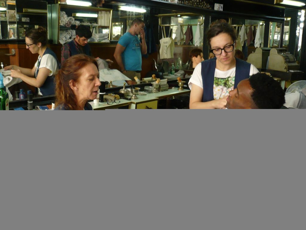 As lojas centenárias vão voltar a oferecer teatro