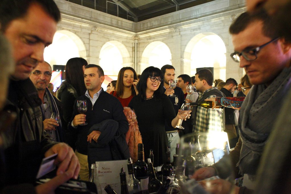 Até domingo, haverá mais de 200 vinhos à prova no Pátio da Galé