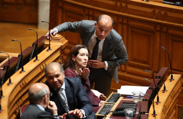 Até o CDS é "composto de mudança"