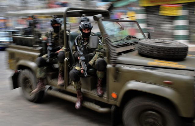 Bebé com um ano e um adulto morrem vítimas de balas perdidas no Rio de Janeiro