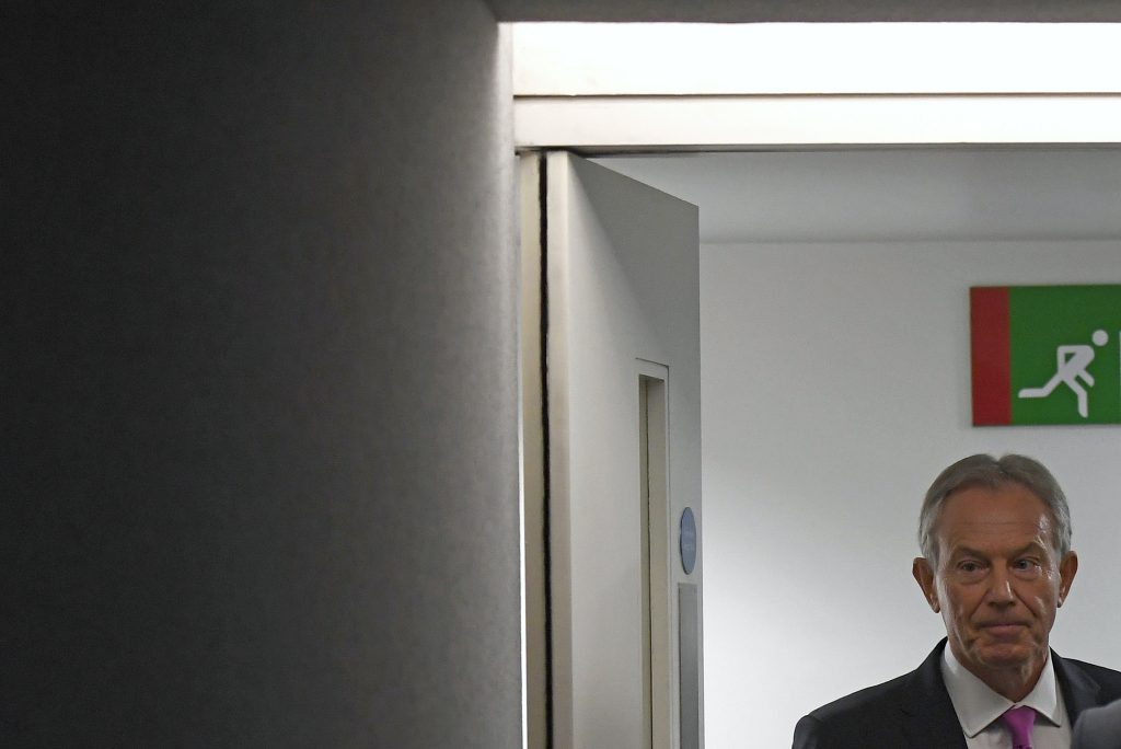Blair regressa com a “missão” de reverter o Brexit