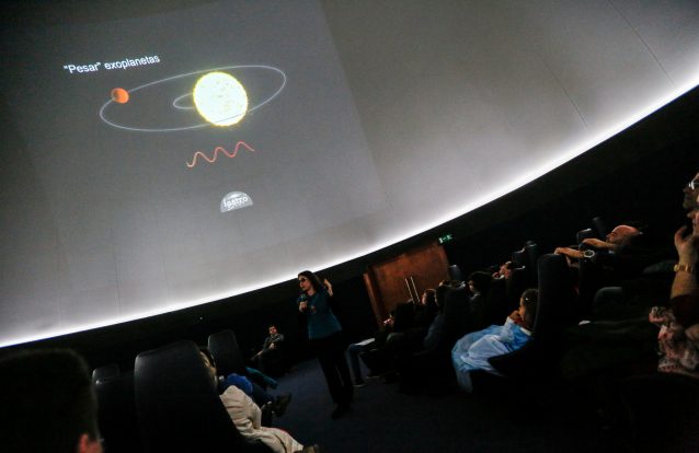 Casa cheia no Planetário do Porto