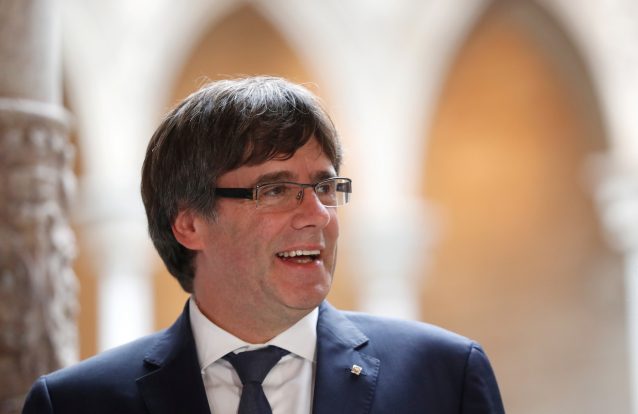 Catalunha: Puigdemont diz que aplicará a lei que prevê a declaração de independência