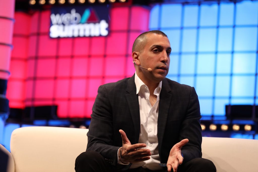 CEO do Tinder: Empresas têm de dar voz aos colaboradores. "Hoje não há escolha"