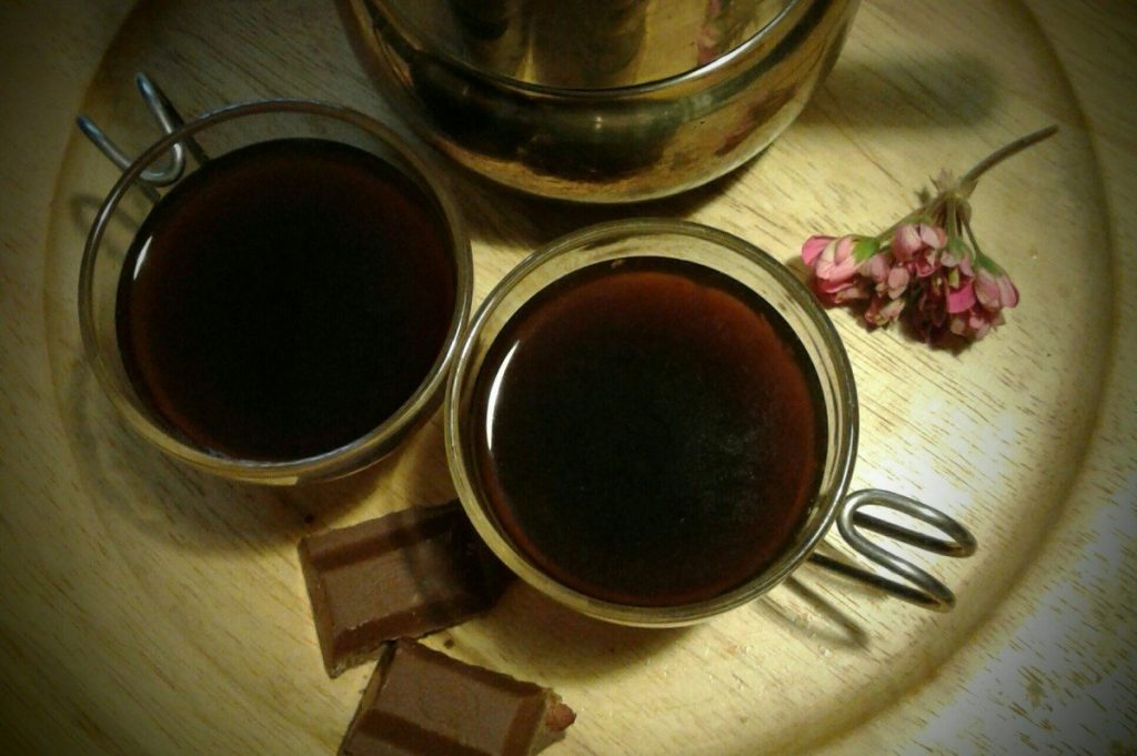 Chocolate, café ou chá podem ser a solução para ter uma vida mais longa. Desde que combinados com... zinco