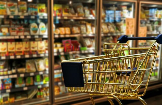 Comida ultraprocessada pode aumentar risco de cancro, sobretudo nas senhoras