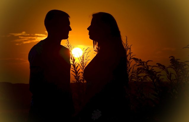 Como a ciência deitou por terra a teoria do amor à primeira vista