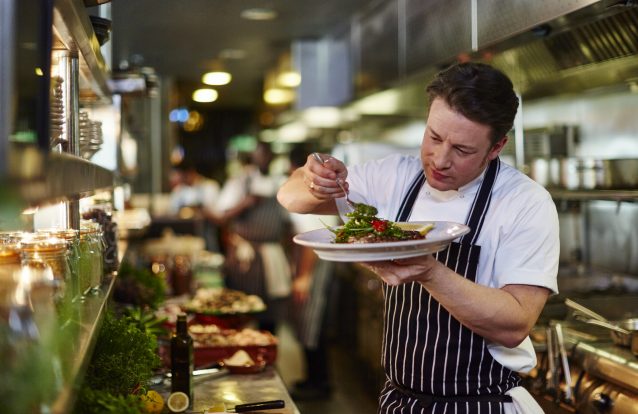 Como as poupanças de Jamie Oliver salvaram os restaurantes da bancarrota