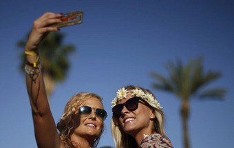 Como as selfies de férias podem ser um desastre financeiro