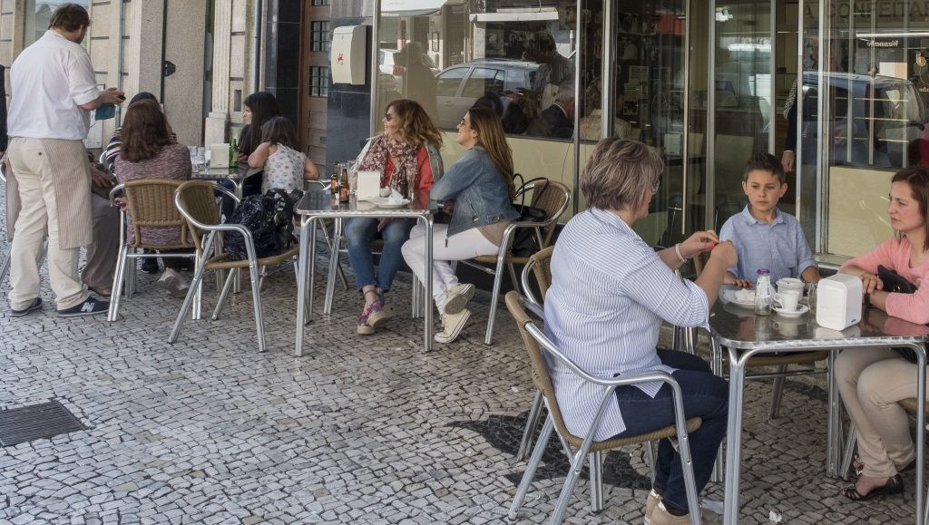 Como os gigantes internacionais se adaptam ao gosto português