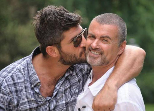 Companheiro de George Michael fala sobre momento em que o encontrou sem vida