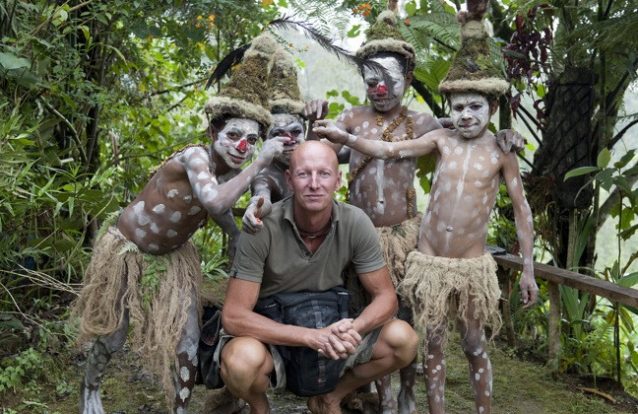 Conhece o fotógrafo que captou as últimas tribos da terra?