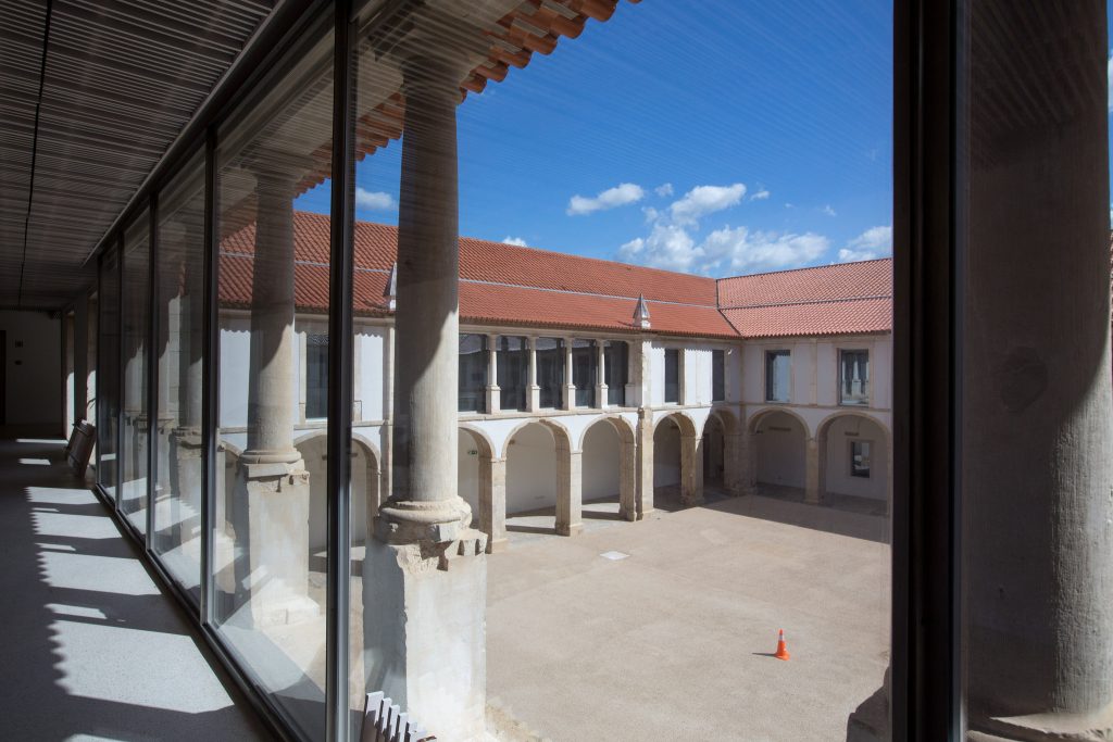 Convento São Francisco, a novíssima sala de Coimbra