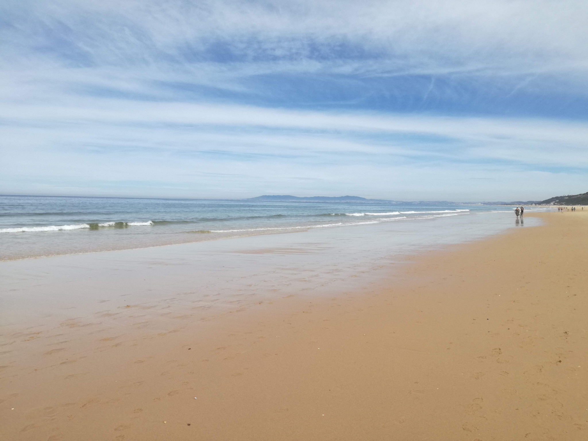 Carpinteiro de bares e restaurantes quer melhorar a habitação de Cabo Verde  - Atualidade - SAPO 24