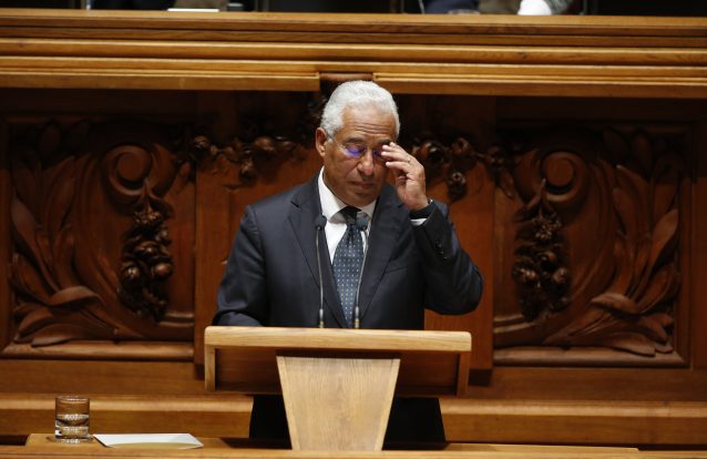 Costa diz que Governo não tem dinheiro para pagar mais 600 milhões por ano a professores