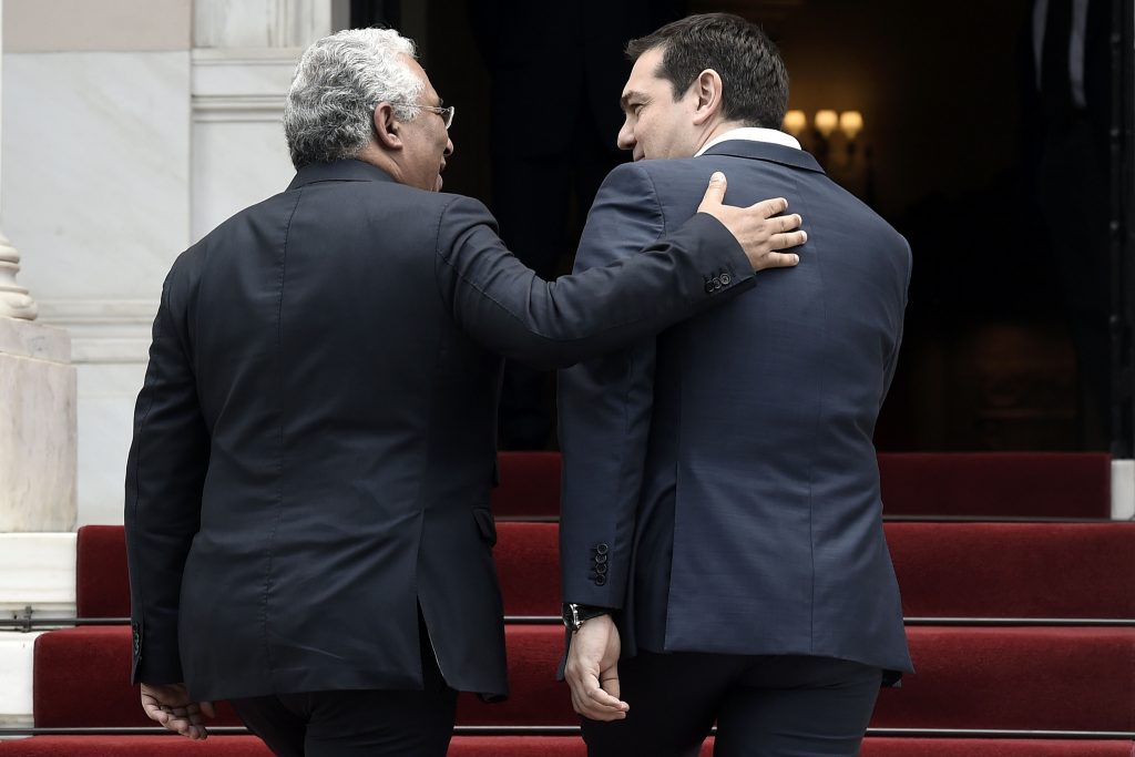Costa e Tsipras lado a lado por respostas "concretas" da Europa