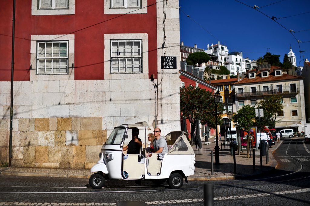 Crescimento do turismo apanhou de surpresa o Banco de Portugal