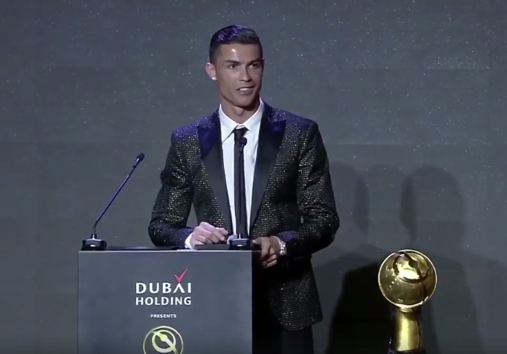 Cristiano Ronaldo recebe prêmio de melhor jogador do século em Dubai, futebol internacional