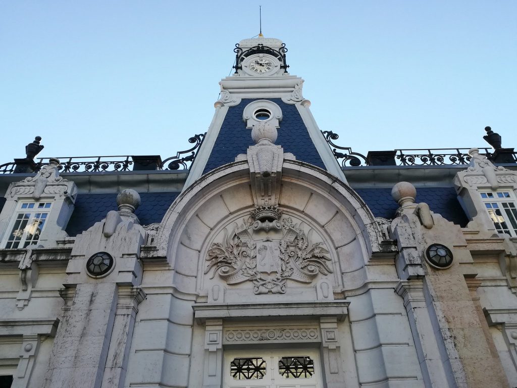 Crónica por Lisboa ... Que belas cocheiras