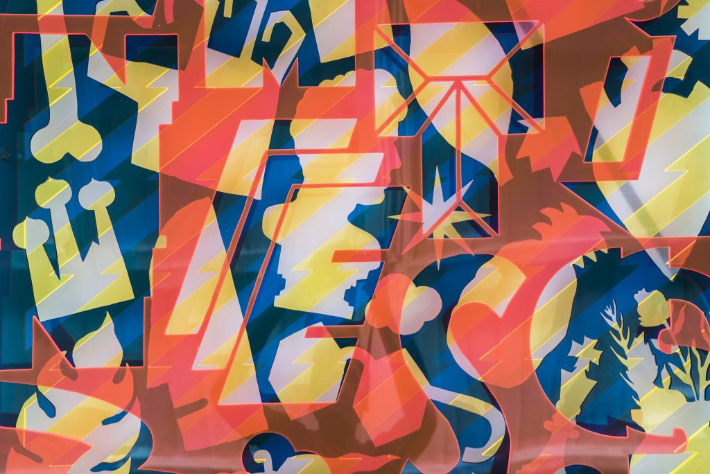 David, Golias e outros contrastes na exposição de AkaCorleone