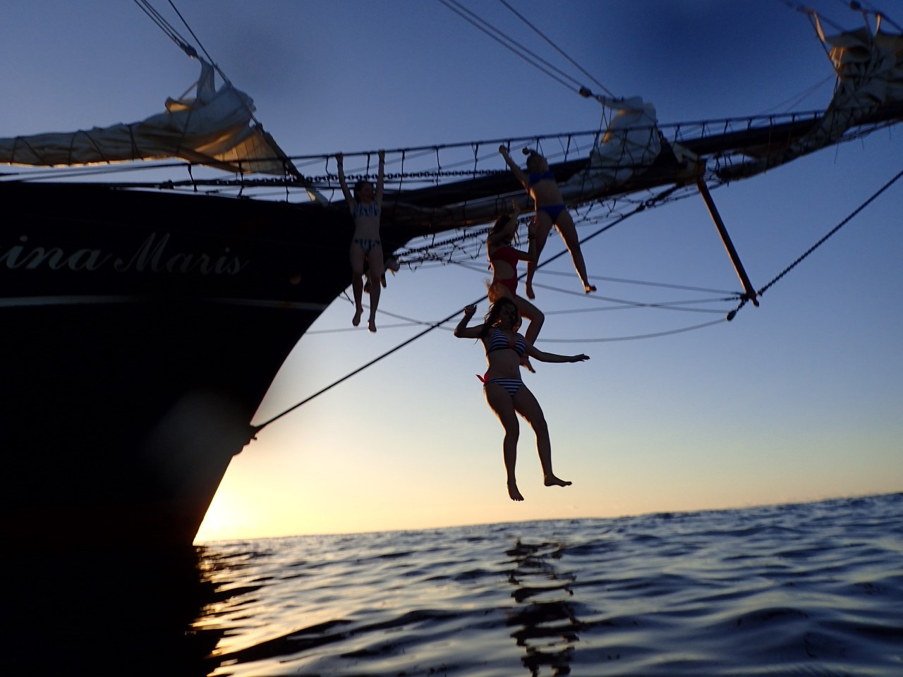 Quem nos navega é o mar: relato de uma aventura a bordo de um veleiro