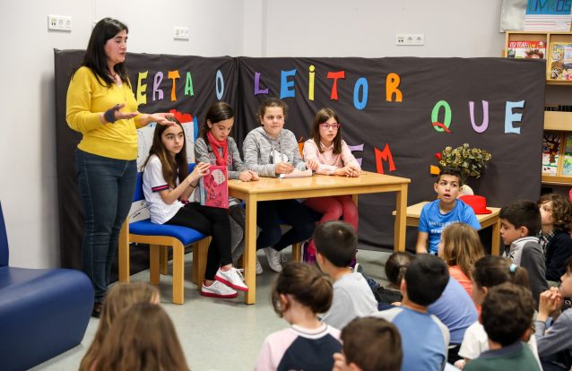 Debate anima tarde em escola de Chaves