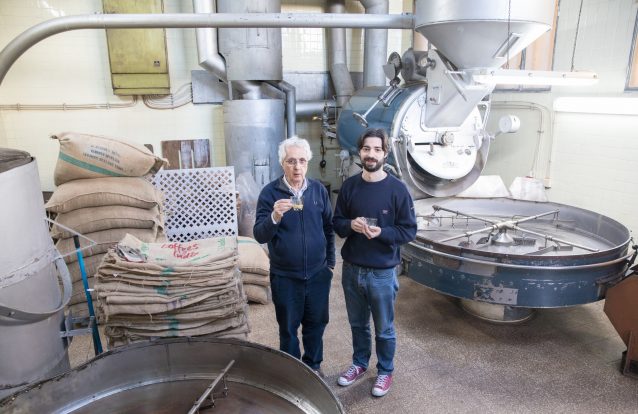Dentro da torrefação que faz os cafés de que todos falam