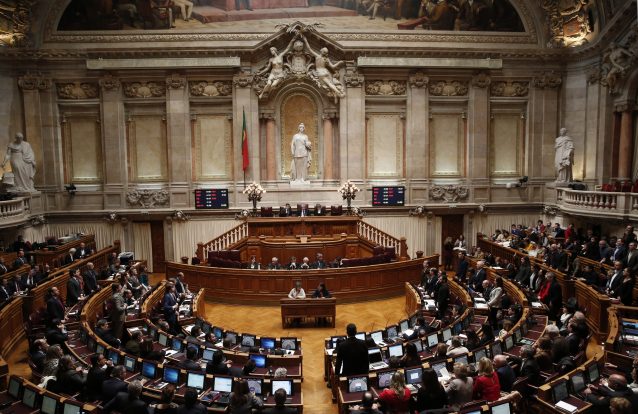 Deputados do PSD/Madeira suspensos por três meses