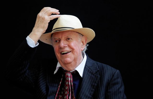 “Deram um Nobel a um efabulador? Pois bem, nós merecêmo-lo!”