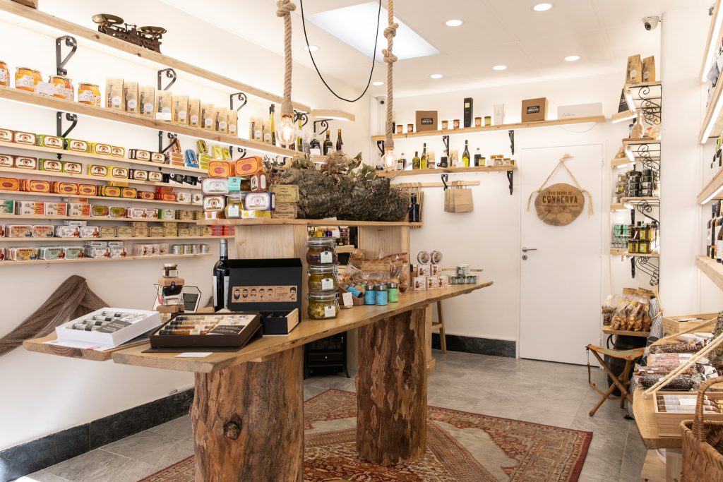 Dois Dedos de Conserva, em Lisboa: Entre latas e escabeches