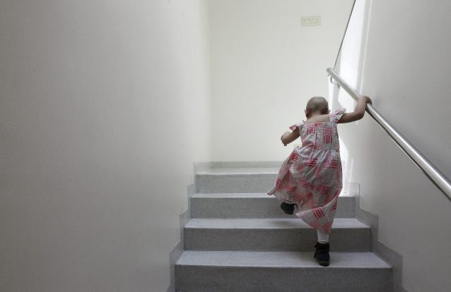 Donativo de multinacional garante apoio a duas famílias portuguesas com crianças com cancro