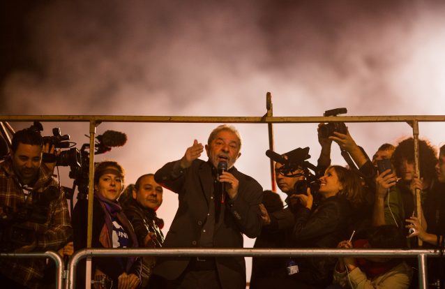 É por causa desta série que Lula da Silva vai processar a Netflix