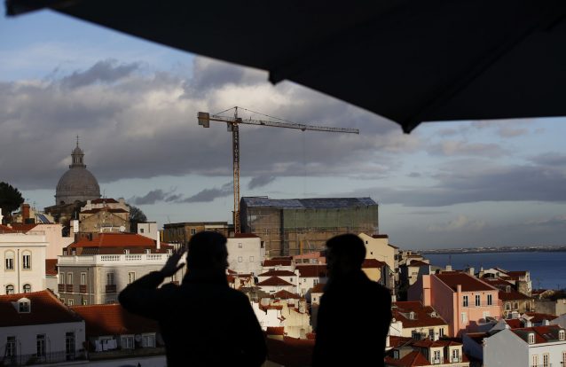 É senhorio e tem um imóvel arrendado em Lisboa? Saiba como corrigir as taxas de proteção civil no IRS