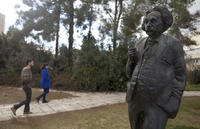 Einstein: Não há génio sem senão