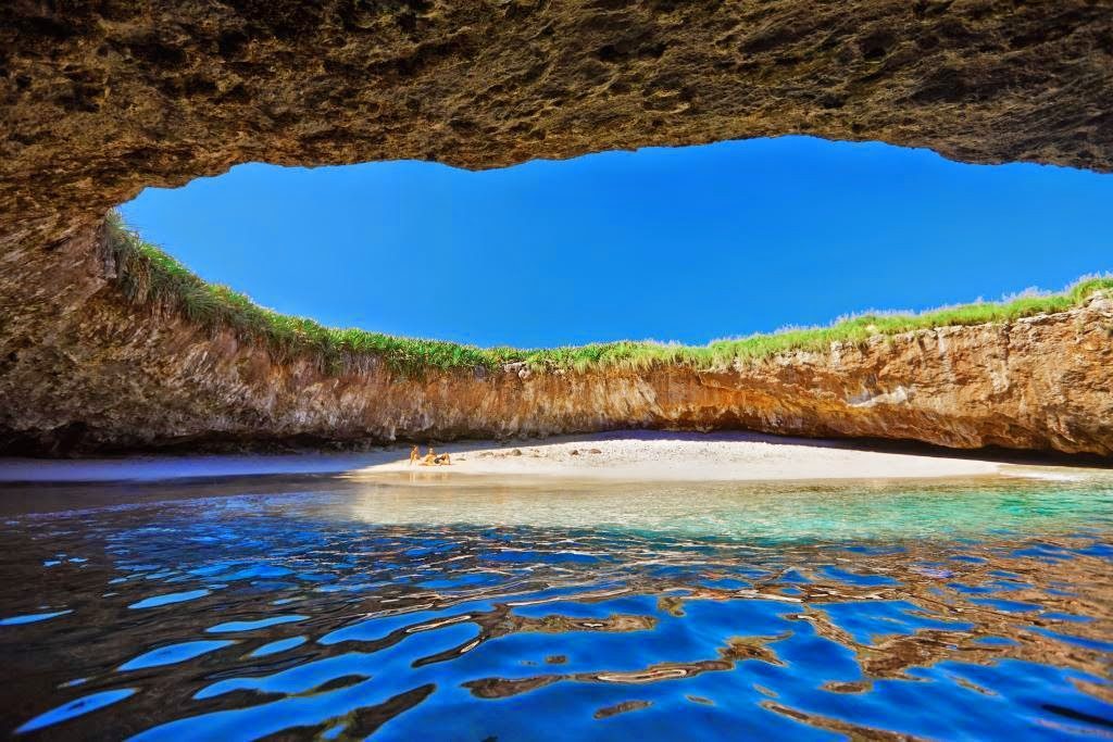 Esta é uma das praias mais bonitas do mundo. E por isso teve de ser interditada