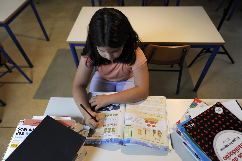Estudar com os vizinhos