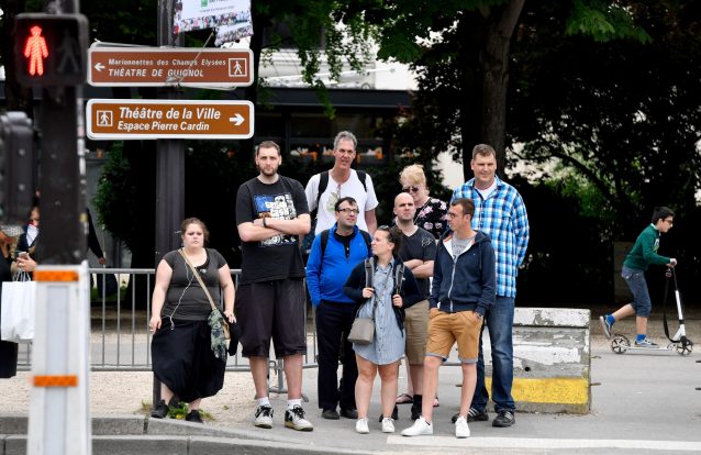 Estudo explica por que razão as pessoas altas têm maior probabilidade de ter cancro