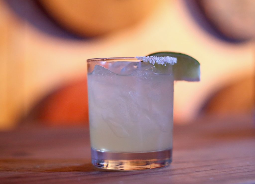 Estudo revela que beber tequila é bom para os ossos