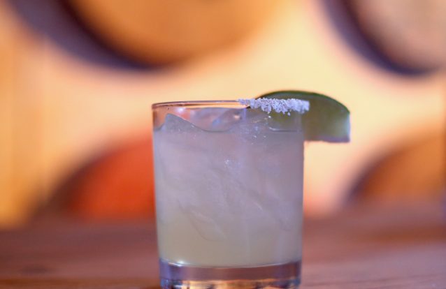 Estudo revela que beber tequila é bom para os ossos