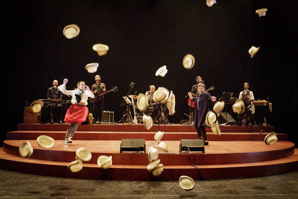 'Fã': Dar música aos supernovos