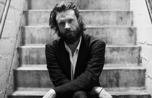 Father John Misty, um pregador em Portugal