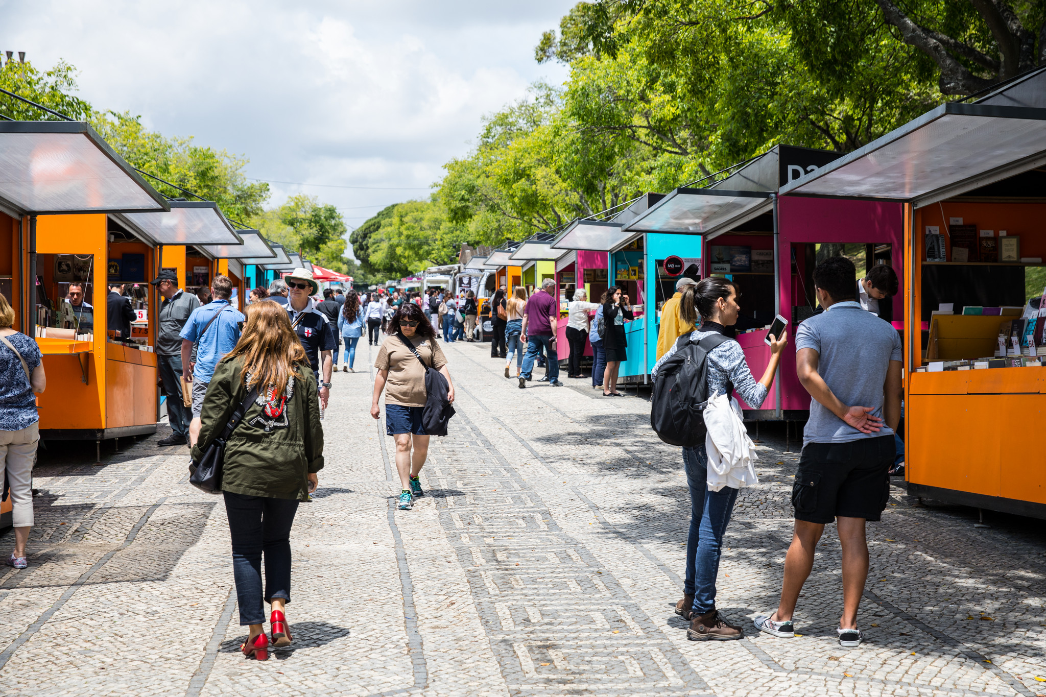 Vis O Feira Do Livro De Lisboa Esta Edi O Maior Mais Verde E