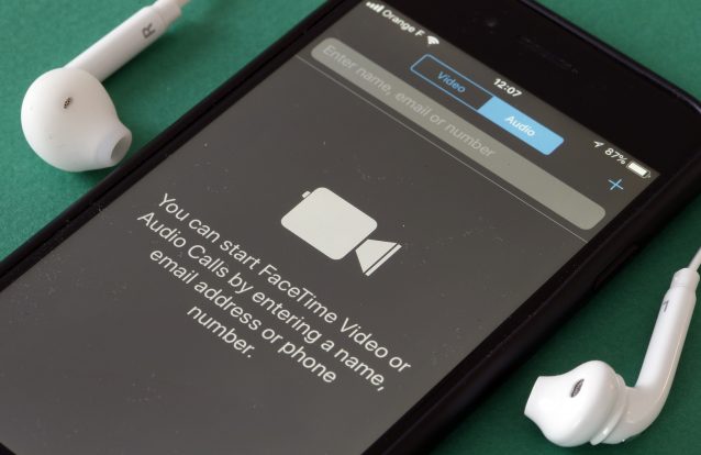 Foi um miúdo de 14 anos que descobriu a falha de segurança no FaceTime dos iPhones