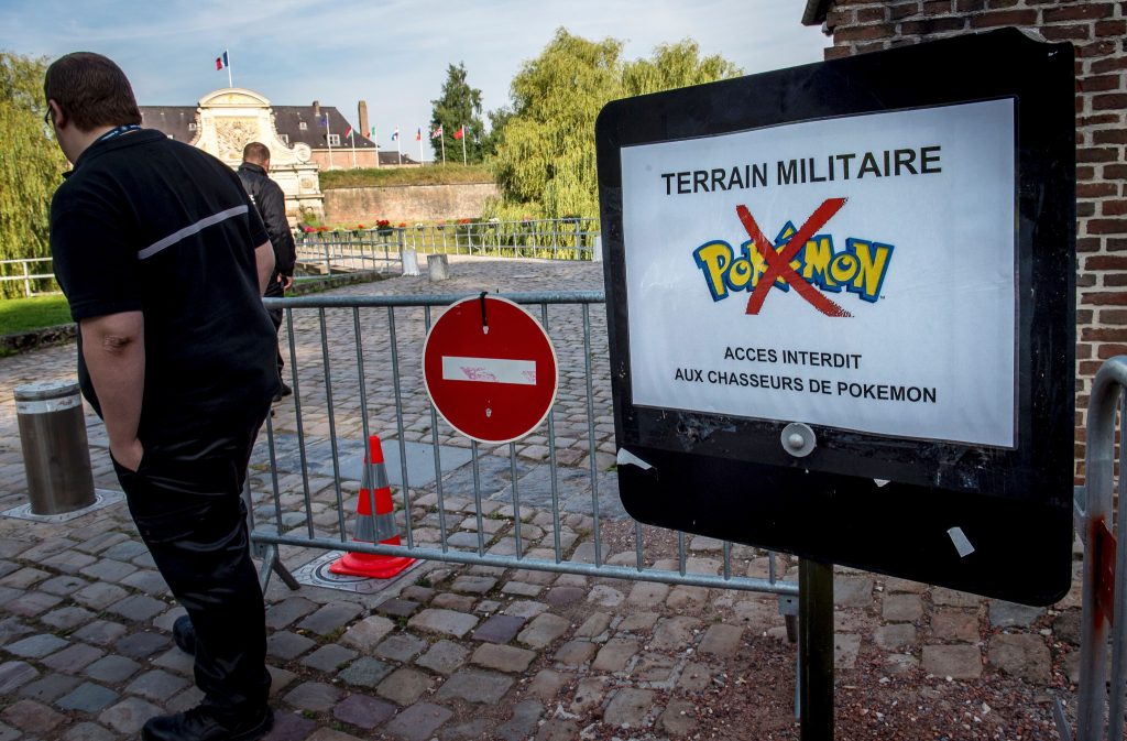 Forças armadas de França declaram guerra... aos Pokémons