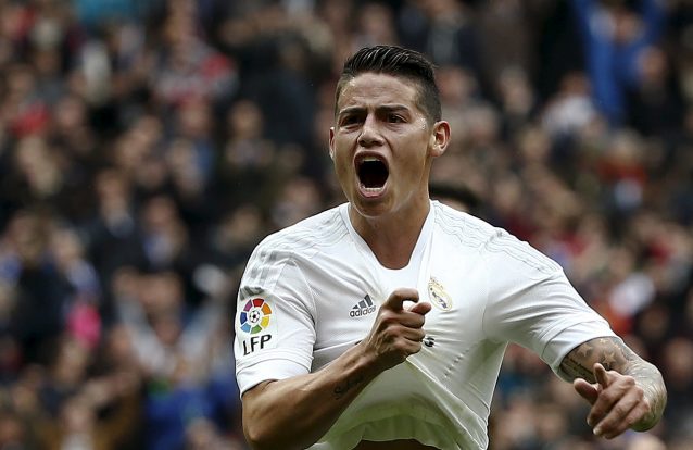 Futebolistas Steven Gerrard e James Rodríguez mostram o seu lado solidário