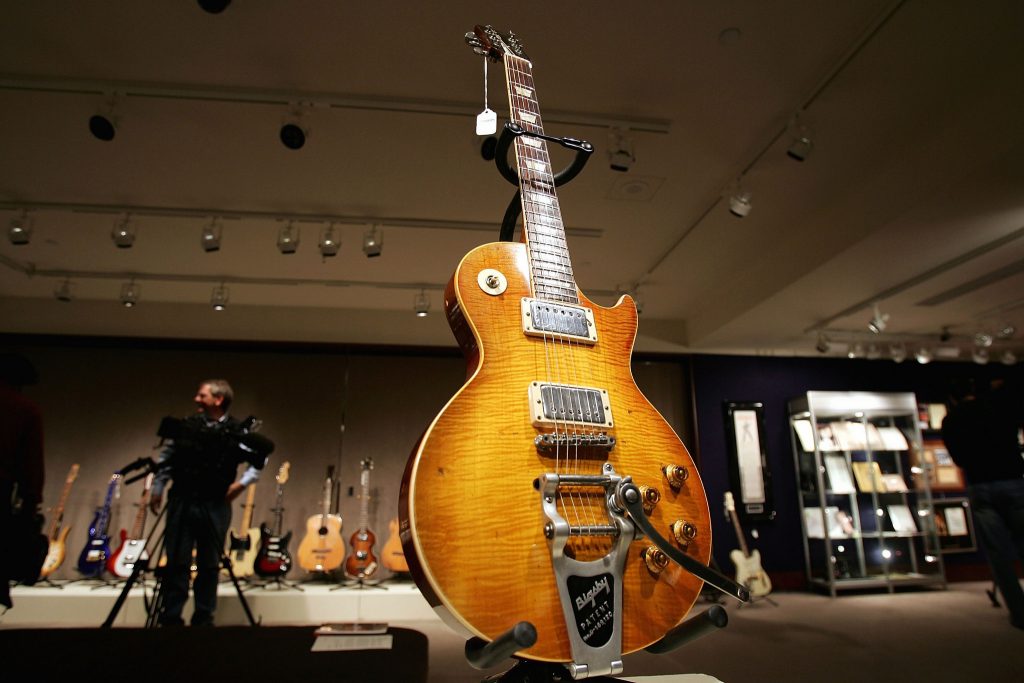 Gibson entra na bancarrota
