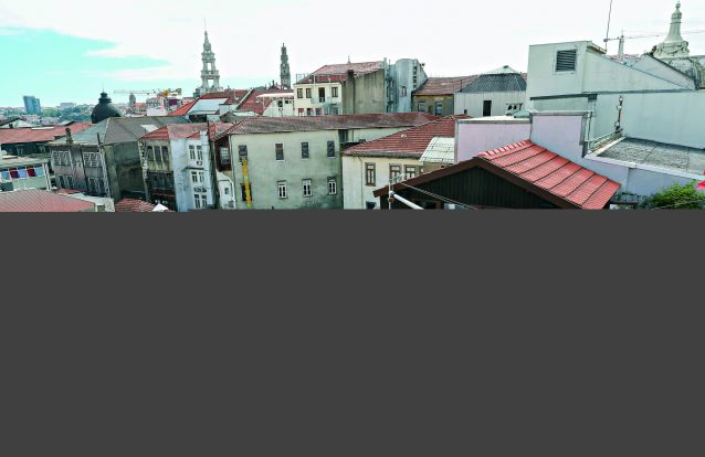 Graça Rooftop Bar: Descontrair lá no alto do Porto