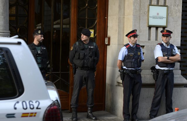 Guardia Civil prende vários membros do governo da Catalunha