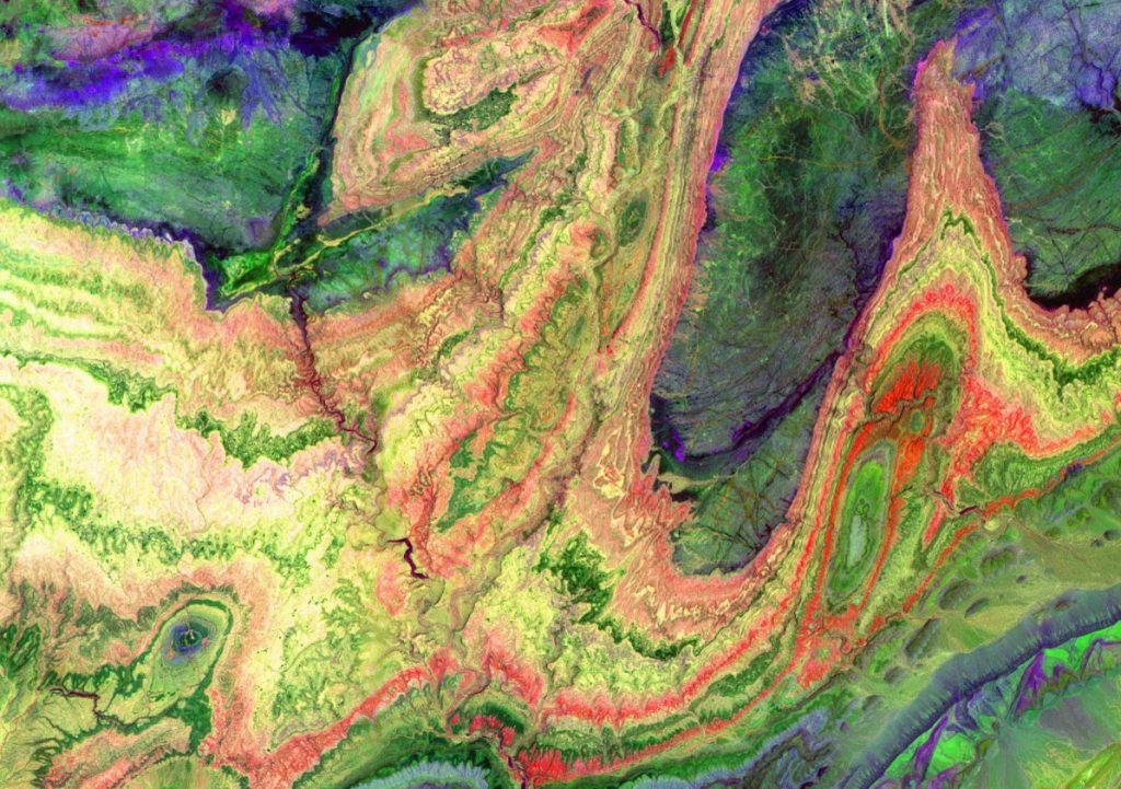 Há perto de 3 mil novas imagens de satélite para explorar
